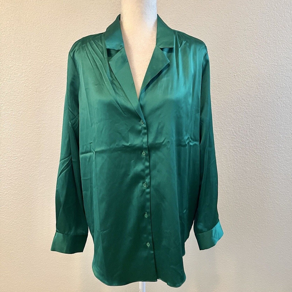 Endless Rose Classy Couture Size Medium Emerald Green Button Down Blouse Top